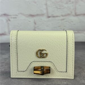 Gucci Diana Bamboo Compact Wallet